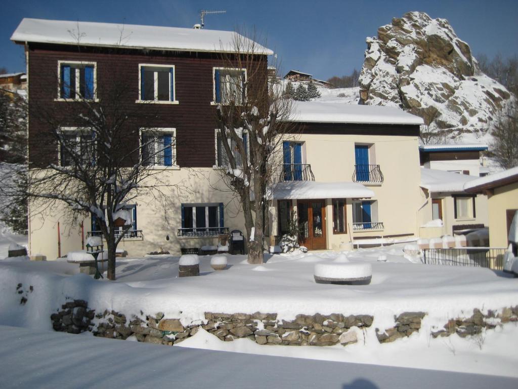 Bed and Breakfast Mouli Del Riu Saint-Pierre-dels-Forcats Exterior foto